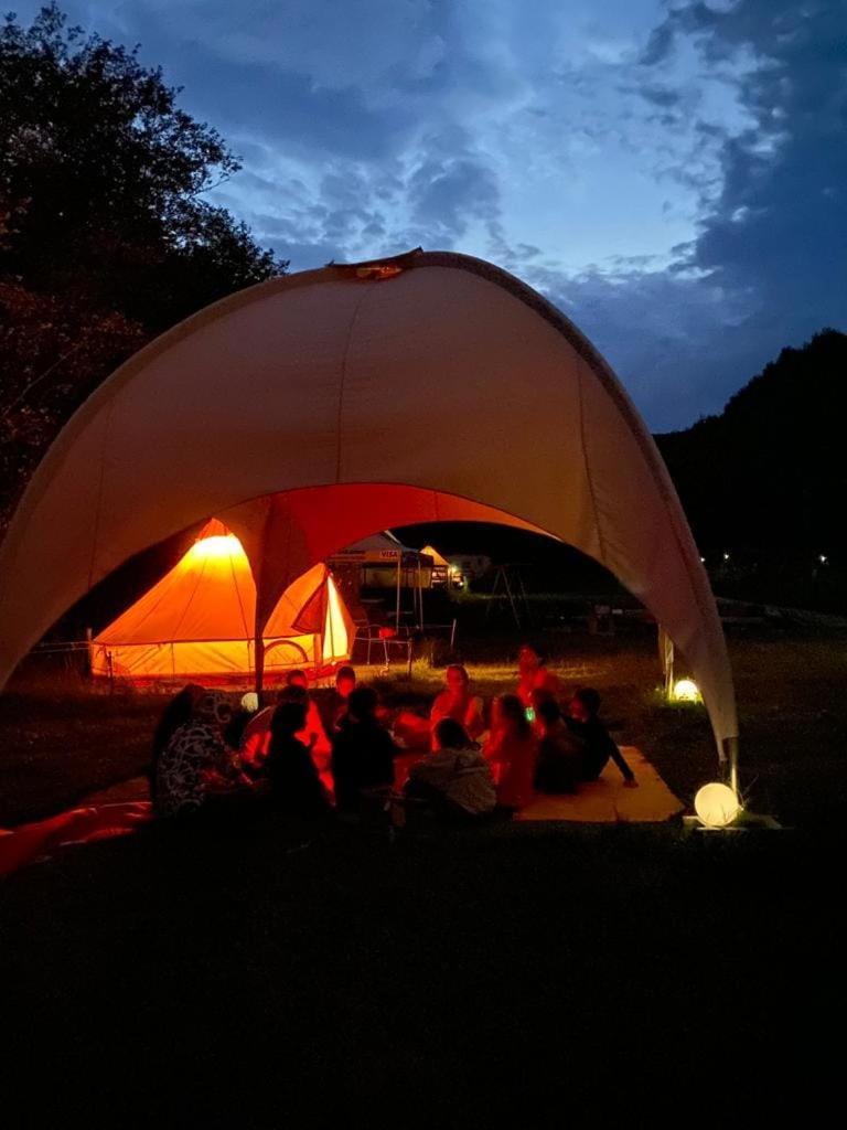 Forest Glamping Μπρασόβ Εξωτερικό φωτογραφία