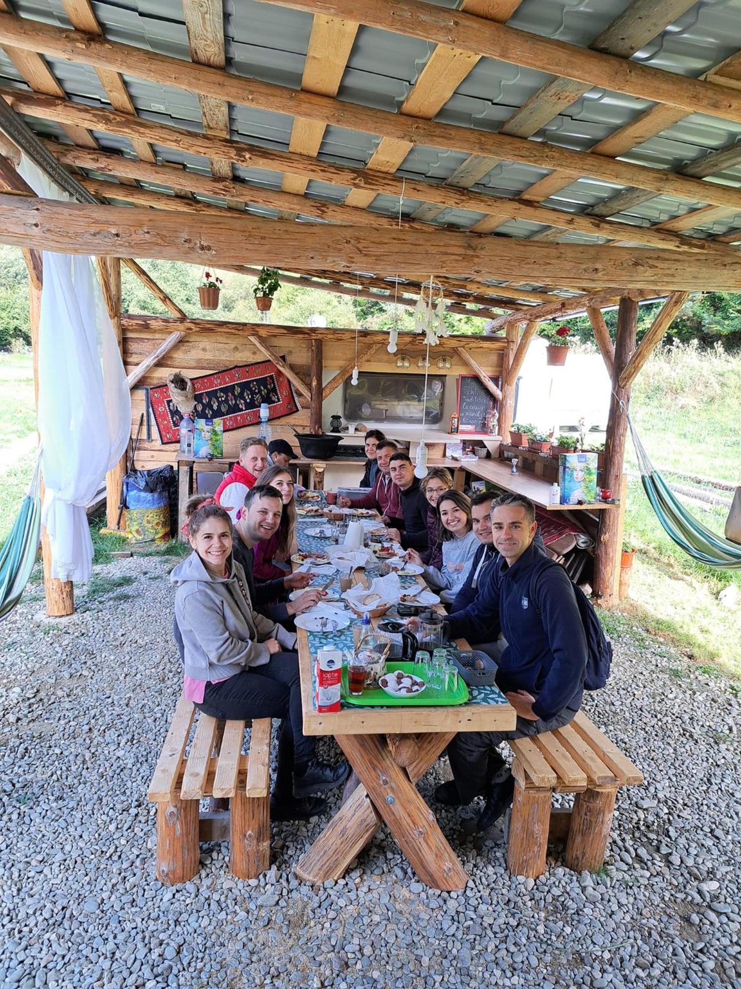 Forest Glamping Μπρασόβ Εξωτερικό φωτογραφία