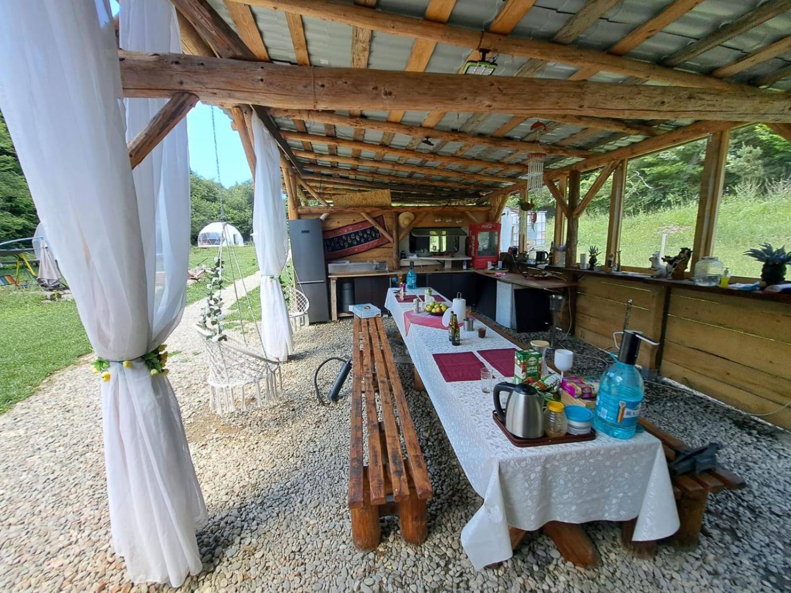 Forest Glamping Μπρασόβ Εξωτερικό φωτογραφία