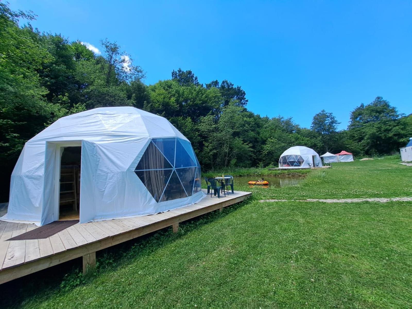 Forest Glamping Μπρασόβ Εξωτερικό φωτογραφία