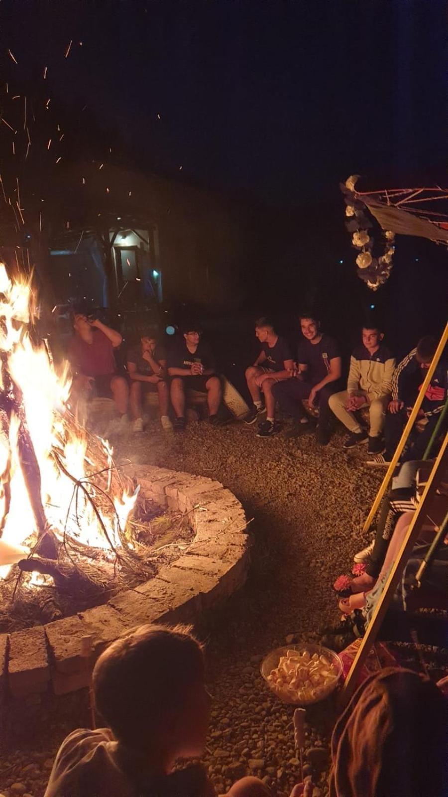 Forest Glamping Μπρασόβ Εξωτερικό φωτογραφία