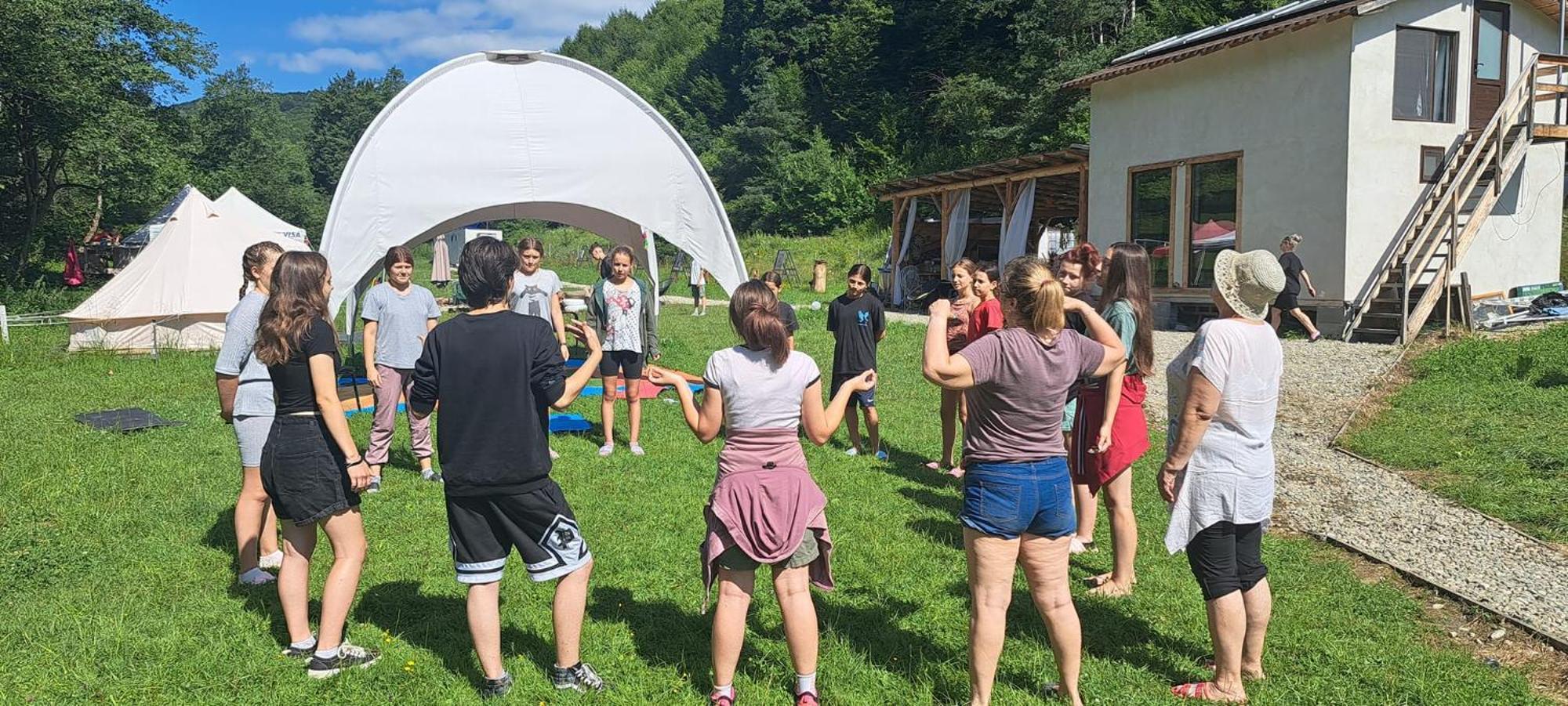 Forest Glamping Μπρασόβ Εξωτερικό φωτογραφία